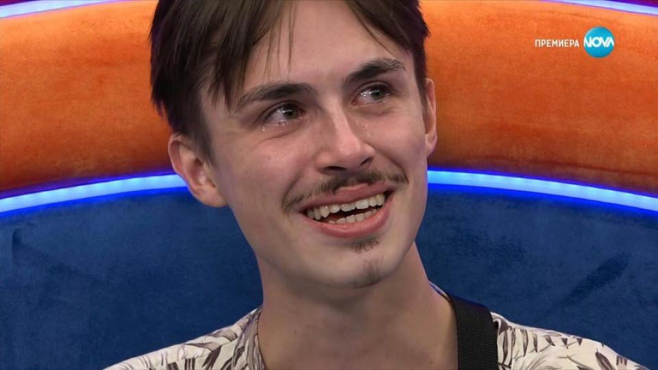 Давид представи Насето, за да докаже, че няма гадже Атанас! (ФОТО)