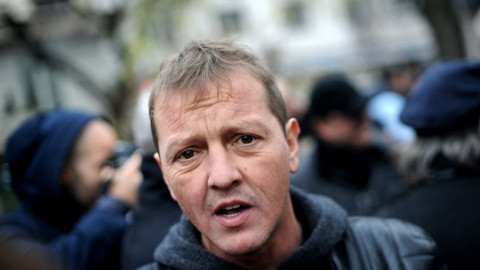 Актьорът и режисьор Валери Йорданов: Тежи ми да виждам в какво бе превърнат Народният театър – от място, пълно с възторжени усмихнати хора, в коридори, изгубили дух
