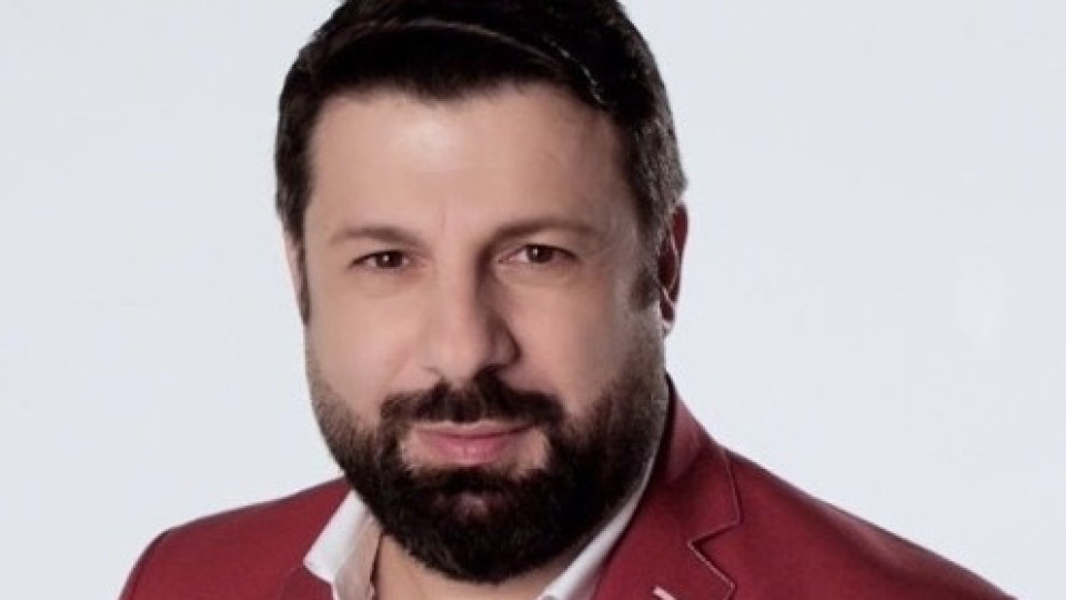 Срамна тайна: Легендата Тони Стораро си купил дипломата с агнета, писали му тройка по милост
