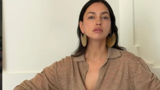 Ирина Шейк отново разпали въображението с горещи летни кадри