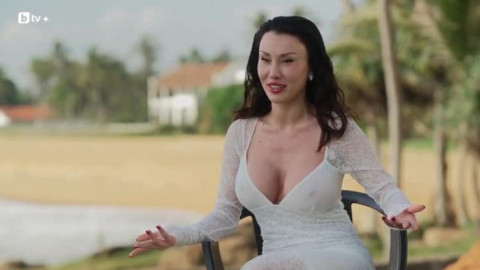 Санта Китана струва 50 бона? Вторият ѝ баща с шокираща оферта към богат ухажор