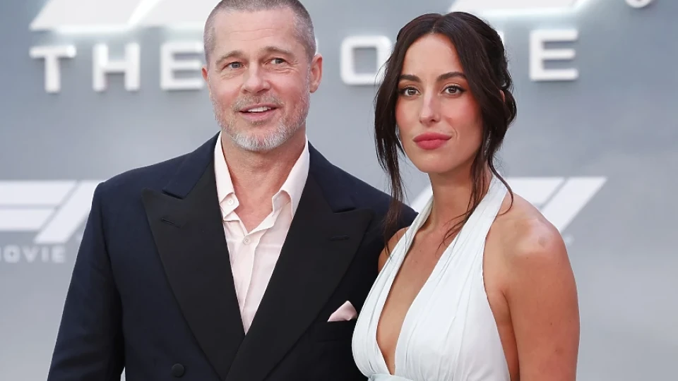 Магданоз в спалнята! Инес на Брад Пит мечтае за бебе по бабина рецепта