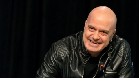 Племенникът на Слави наследява милионите