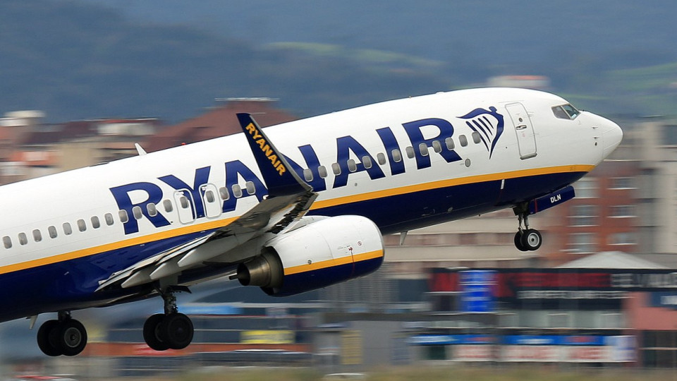Ryanair променя правилата за чекирания багаж от 10 ноември, ето какво трябва да знаете